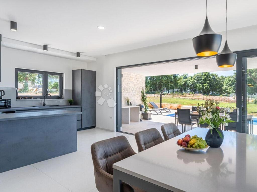 Hiša Sveti Petar u Šumi, Sveti Petar U Šumi, 140m2