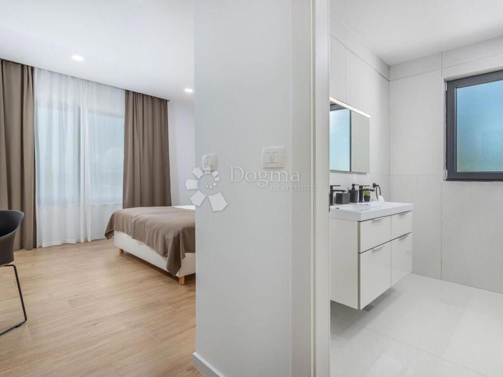 Hiša Sveti Petar u Šumi, Sveti Petar U Šumi, 140m2