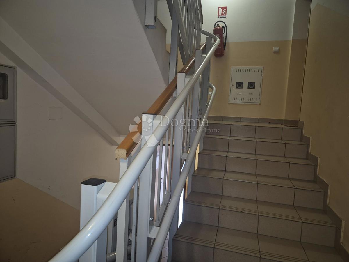 Stanovanje Podsused, Podsused - Vrapče, 80,14m2