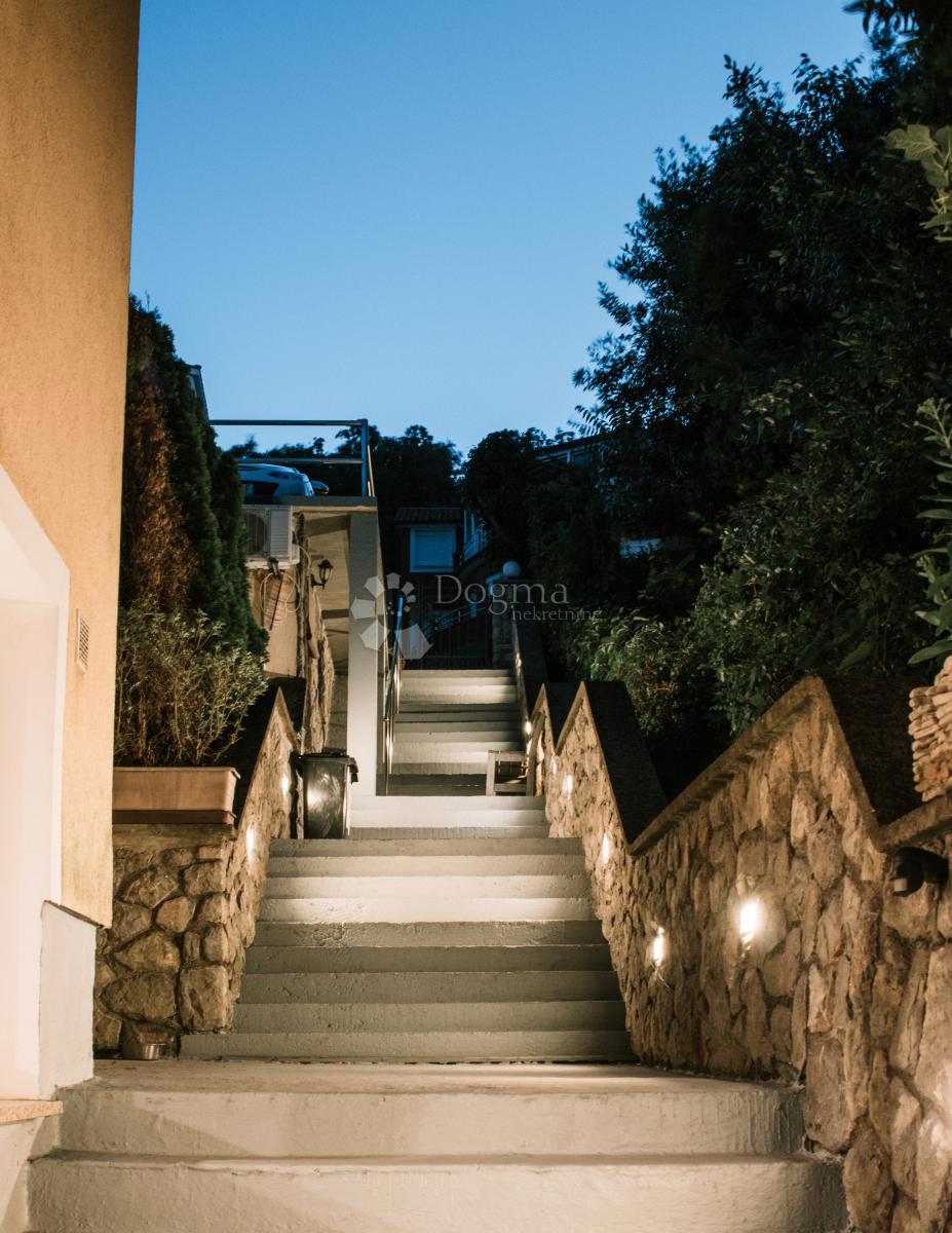 Stanovanje Volosko, Opatija, 170m2