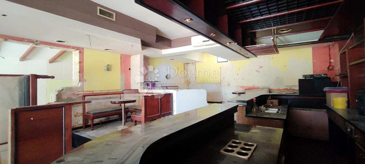 Hiša Križ, 240m2