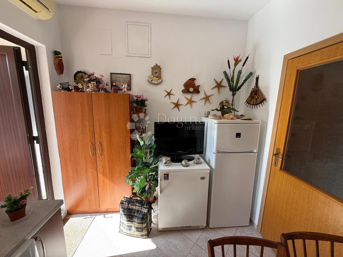 Apartma Cesarica, Karlobag, 36m2