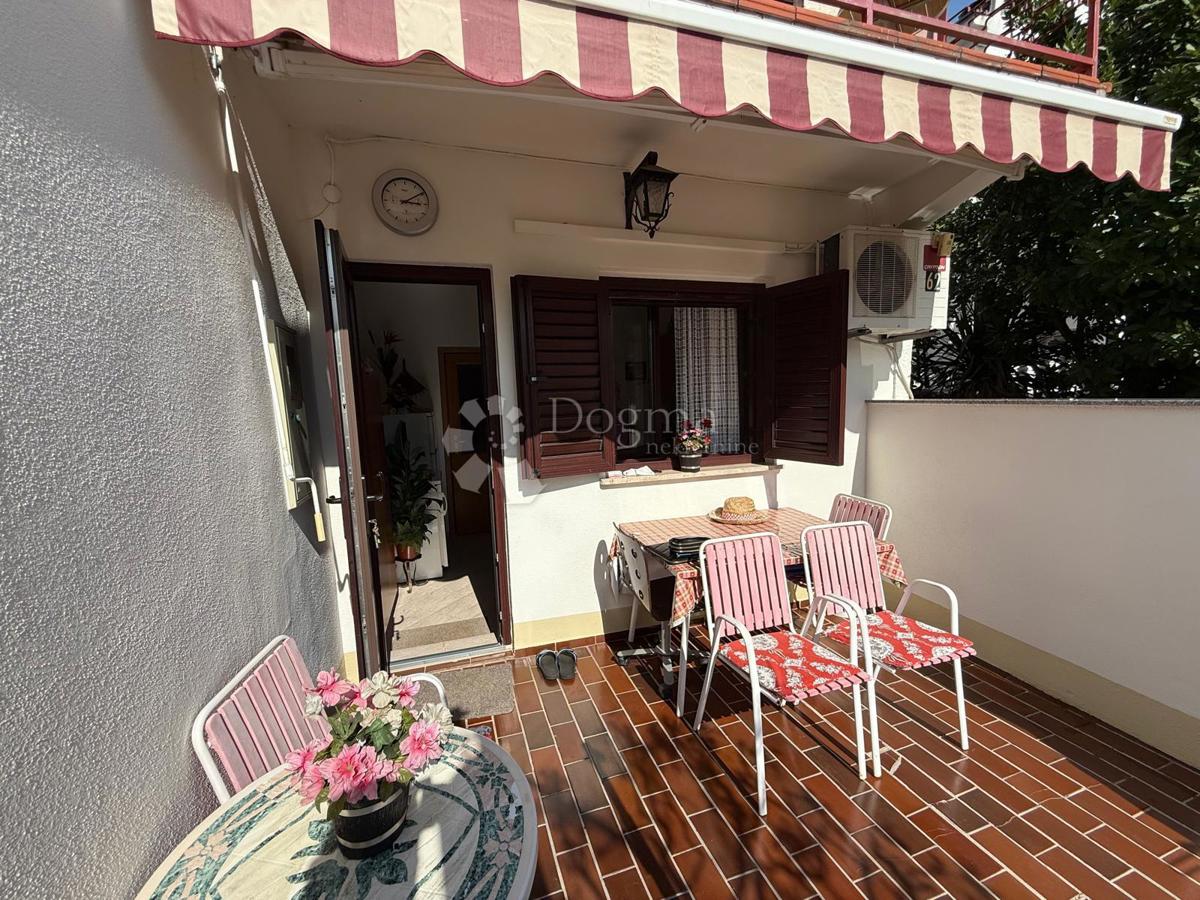 Apartma Cesarica, Karlobag, 36m2