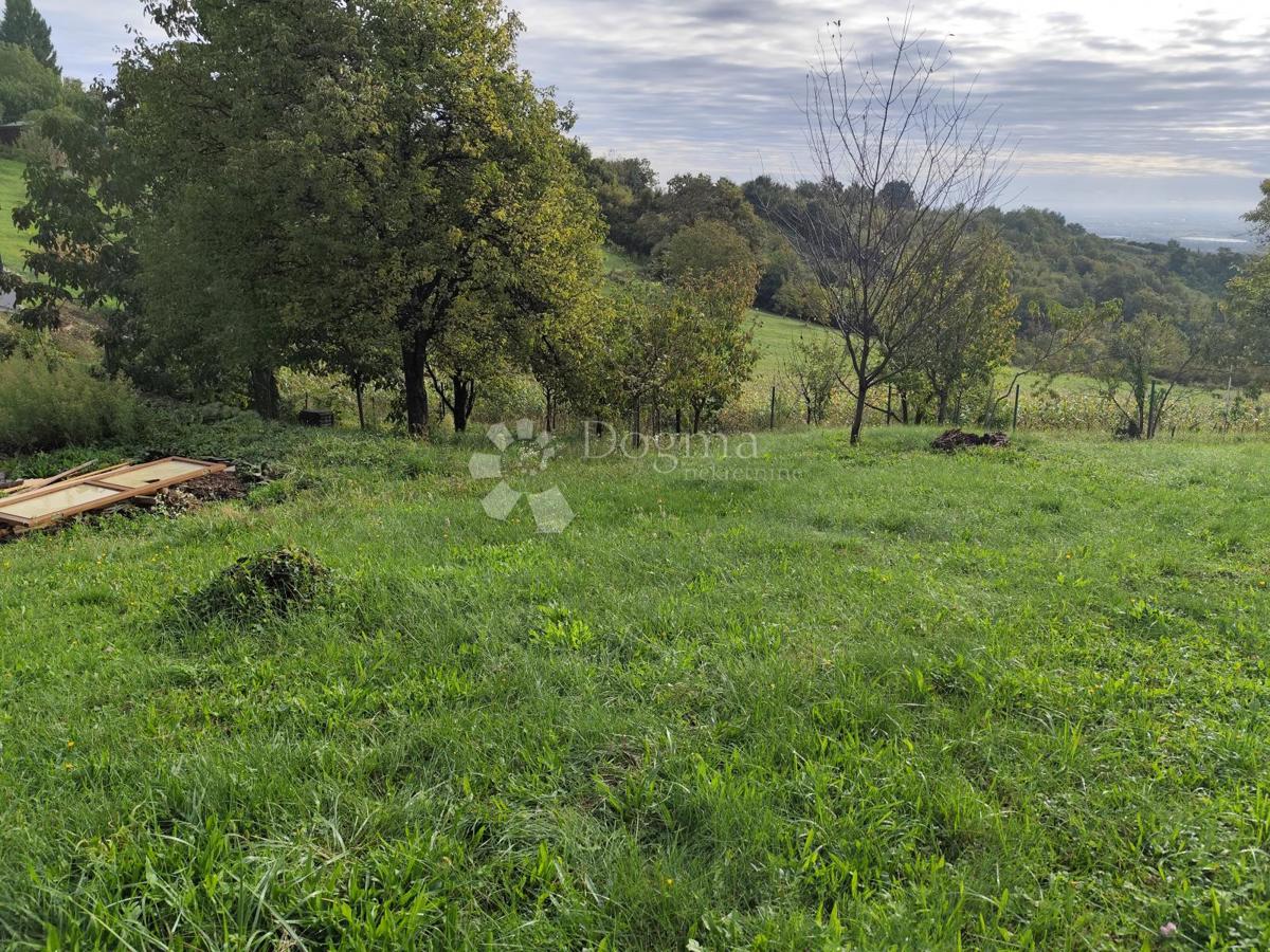 Zazidljivo zemljišče Svetonedeljski Breg, Sveta Nedelja, 639m2