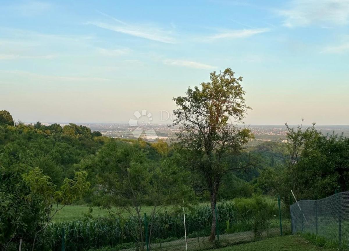Zazidljivo zemljišče Svetonedeljski Breg, Sveta Nedelja, 639m2