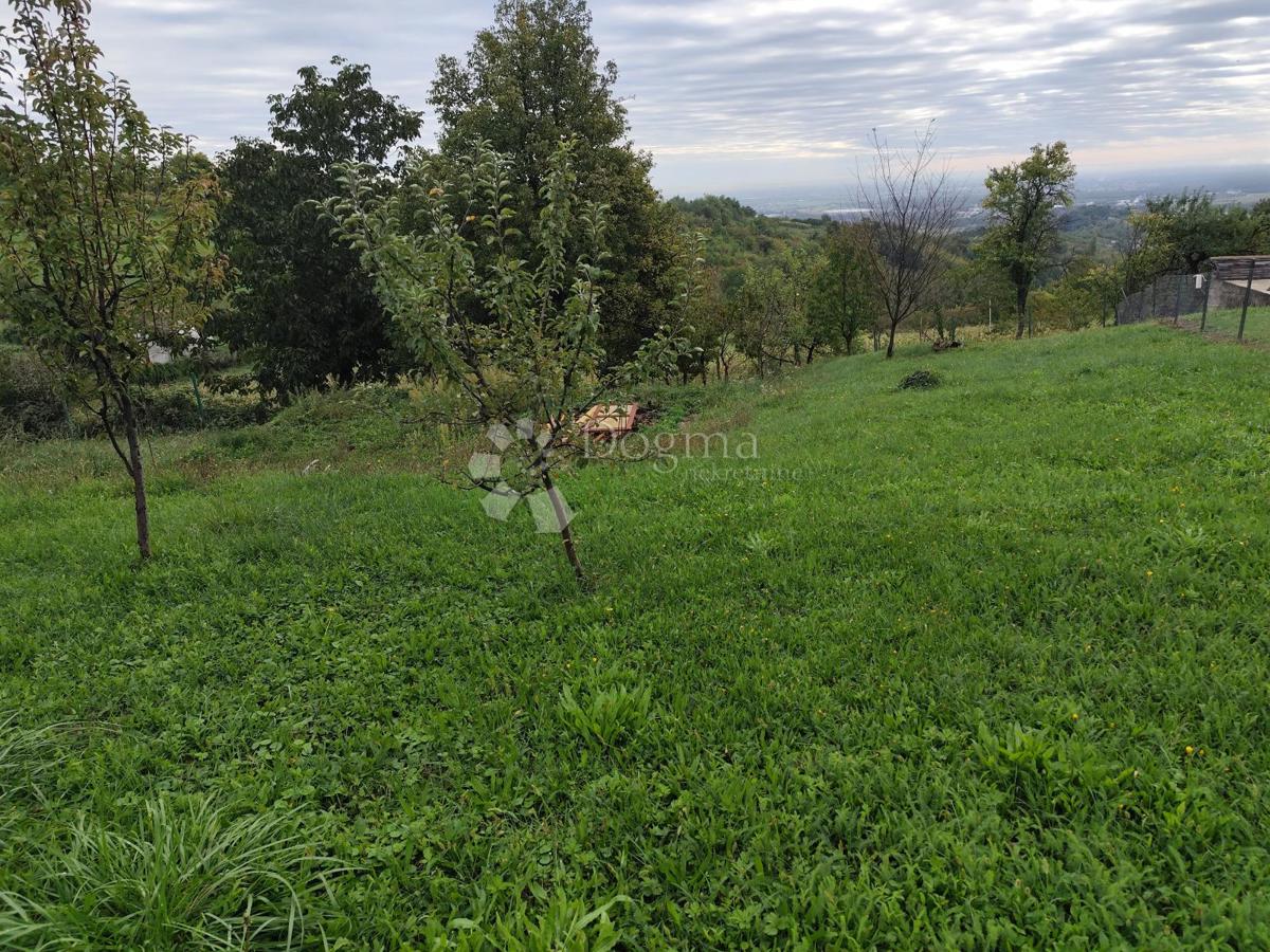 Zazidljivo zemljišče Svetonedeljski Breg, Sveta Nedelja, 639m2