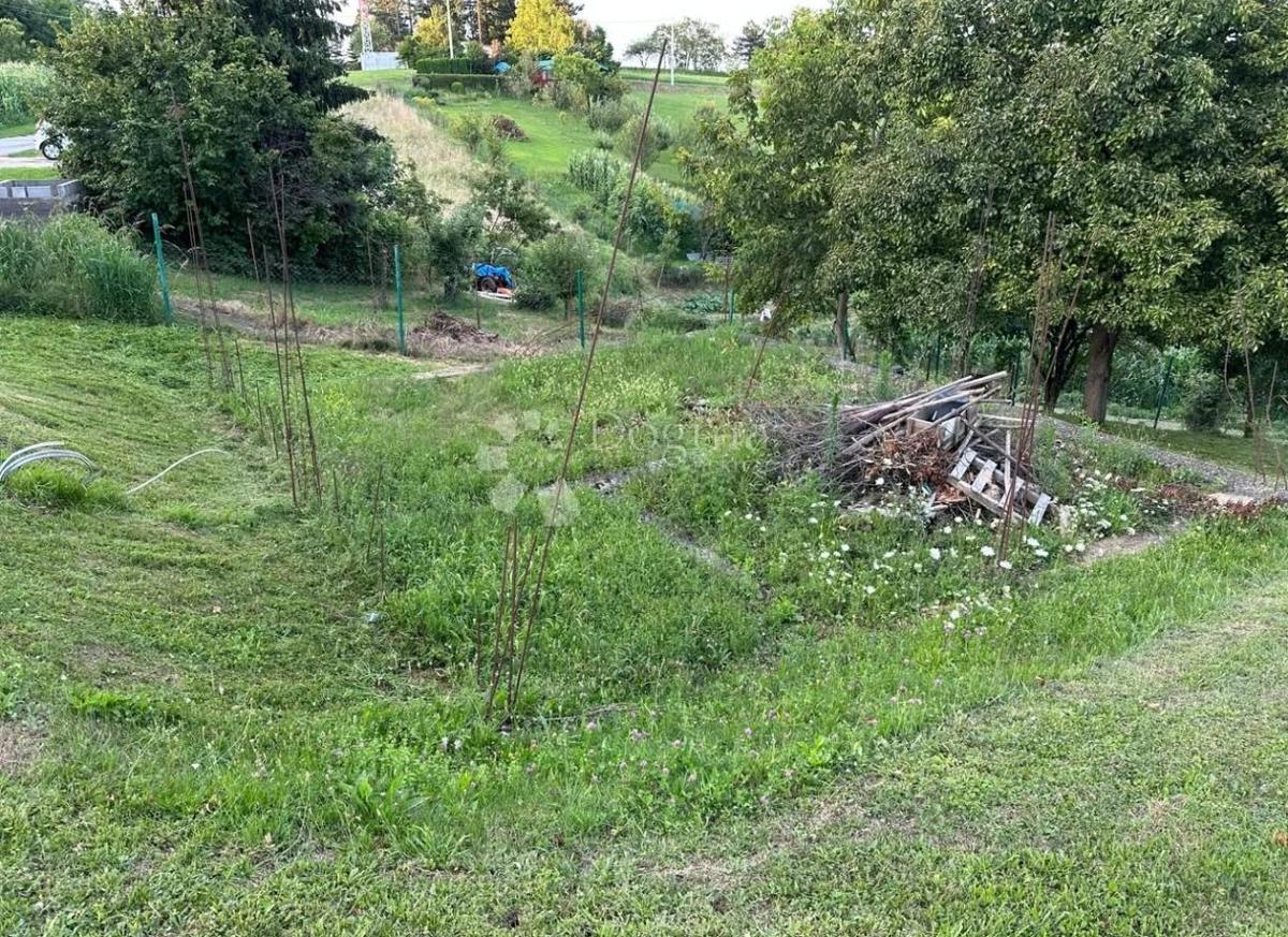 Zazidljivo zemljišče Svetonedeljski Breg, Sveta Nedelja, 639m2