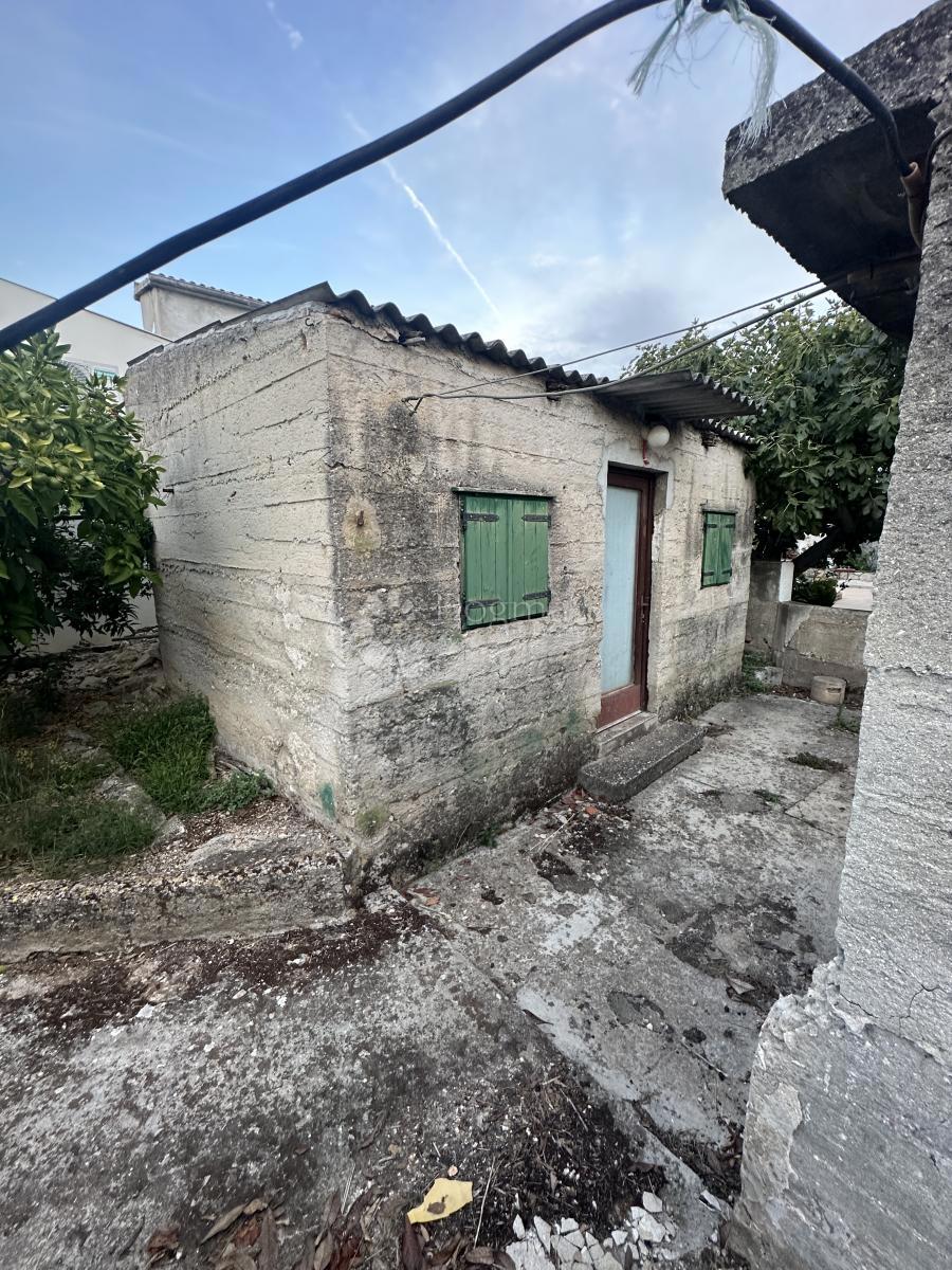 Zazidljivo zemljišče Jezera, Tisno, 528m2