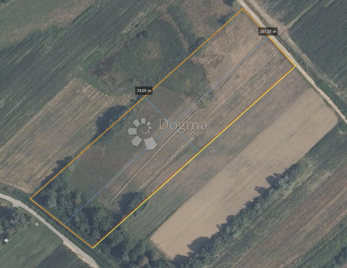 Kmetijsko zemljišče Okešinec, Križ, 19.117m2
