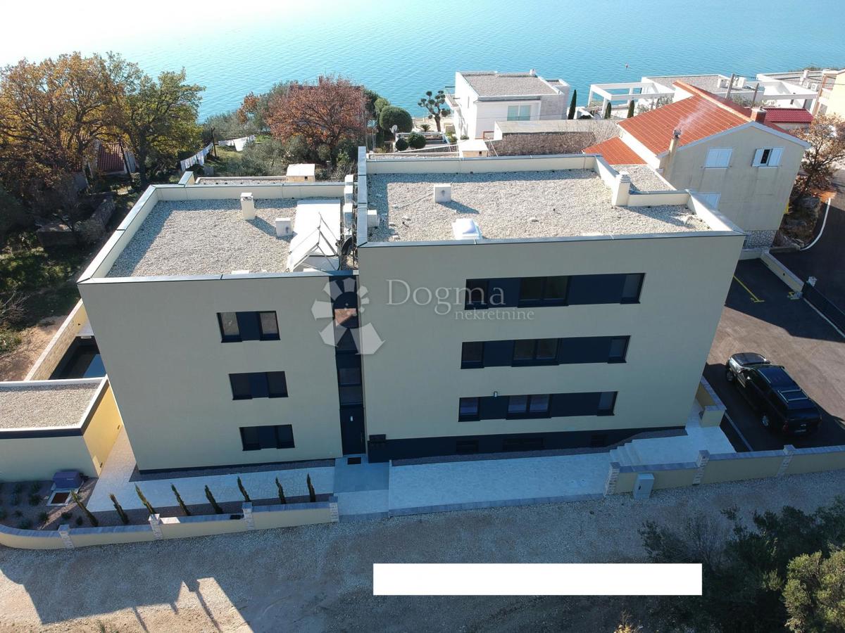 Stanovanje Maslenica, Jasenice, 72m2