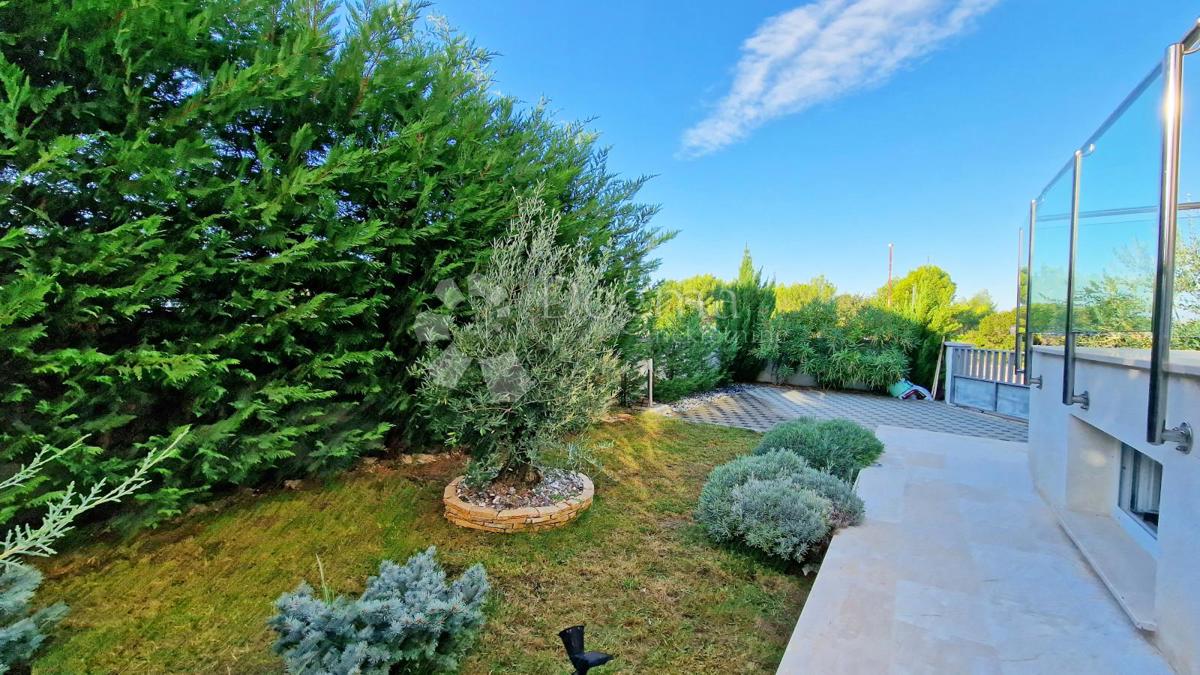 Stanovanje Peroj, Vodnjan, 130m2