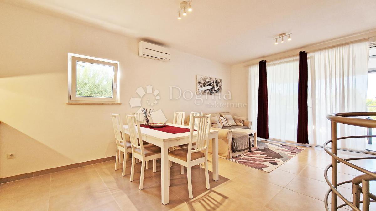 Stanovanje Peroj, Vodnjan, 130m2