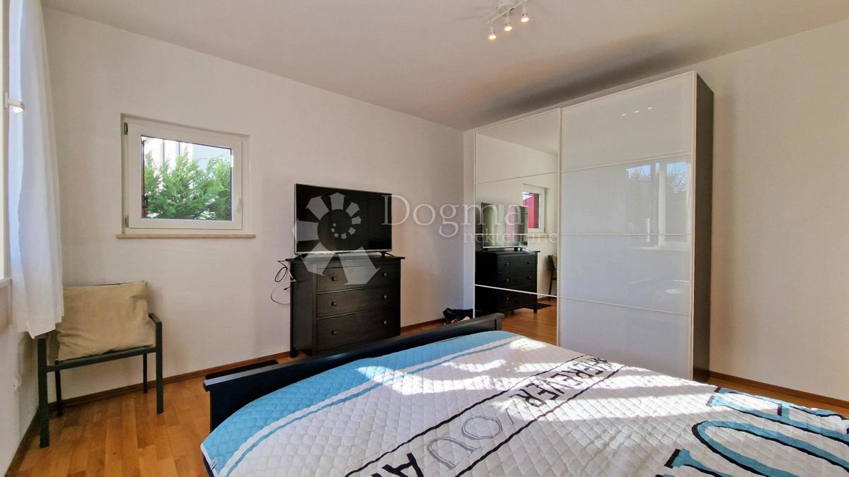 Stanovanje Peroj, Vodnjan, 130m2