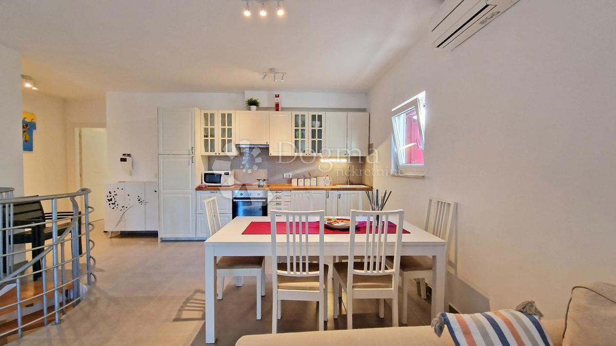 Stanovanje Peroj, Vodnjan, 130m2