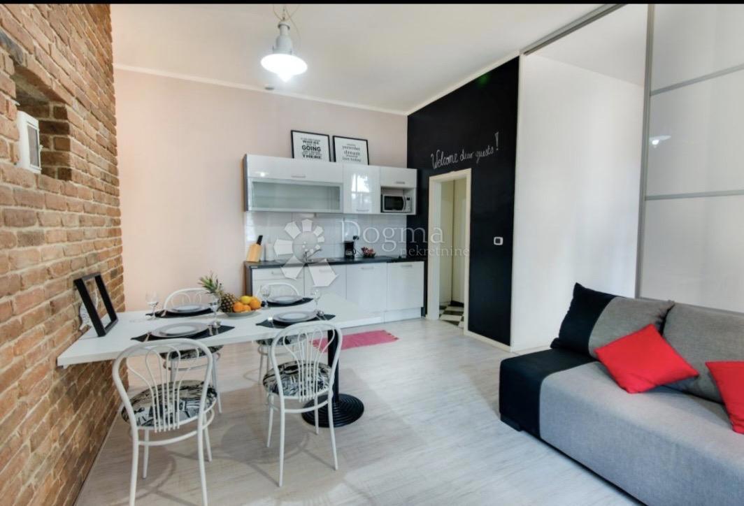 Stanovanje Centar, Rijeka, 99,60m2