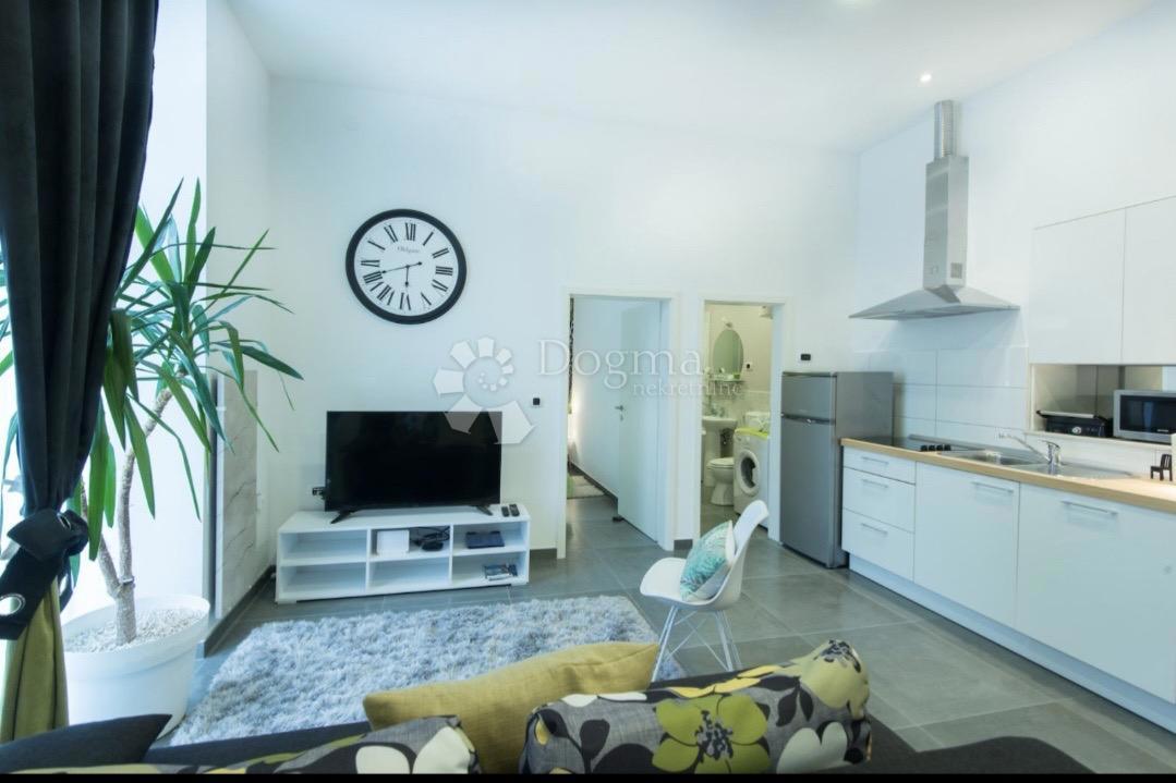 Stanovanje Centar, Rijeka, 99,60m2