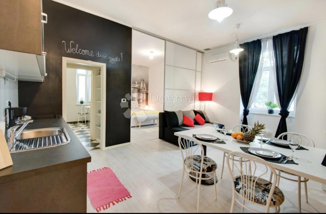 Stanovanje Centar, Rijeka, 99,60m2