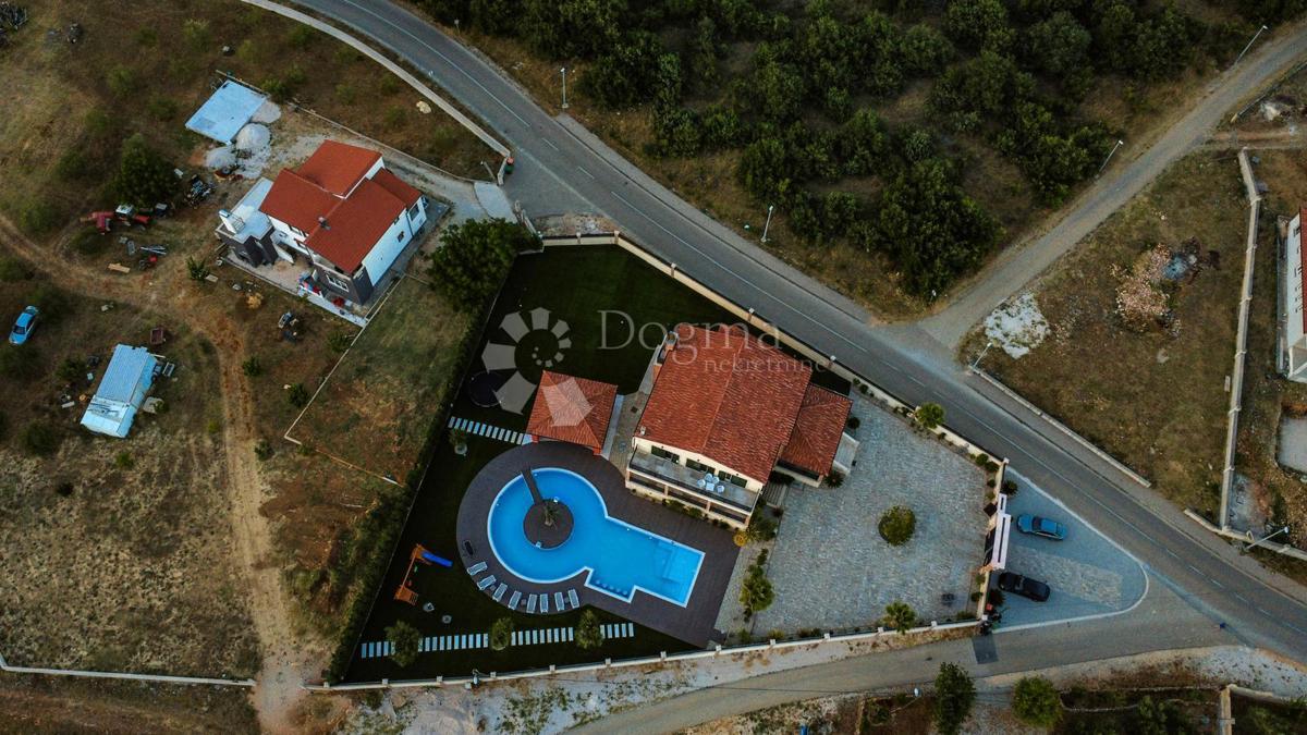 Hiša Visočane, Poličnik, 263m2