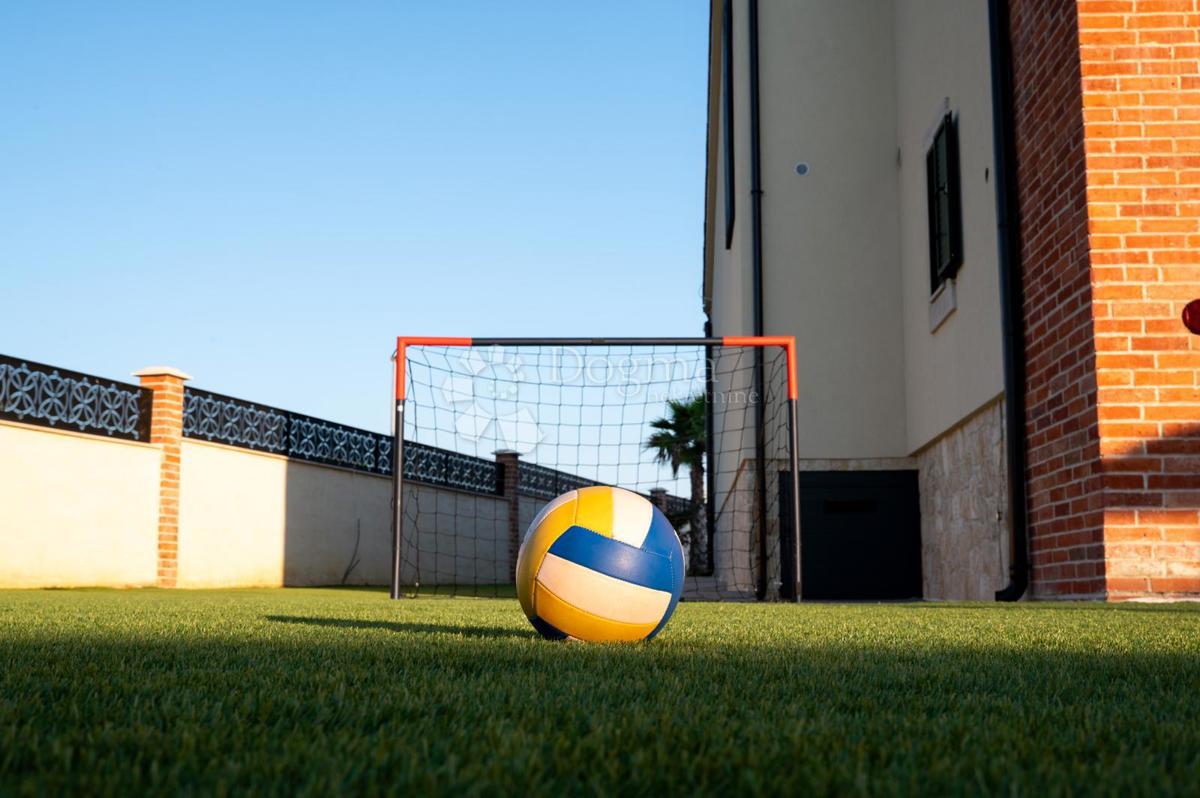 Hiša Visočane, Poličnik, 263m2