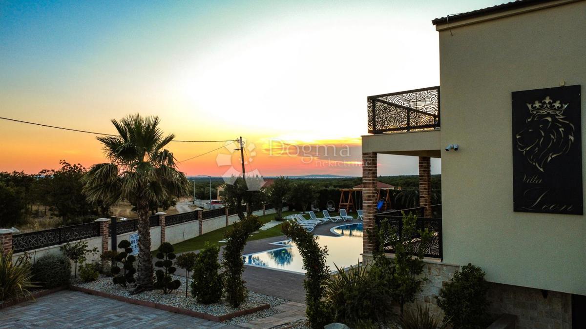 Hiša Visočane, Poličnik, 263m2