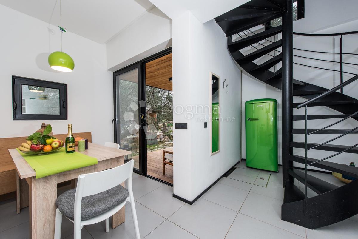 Hiša Dragove, Sali, 94,50m2