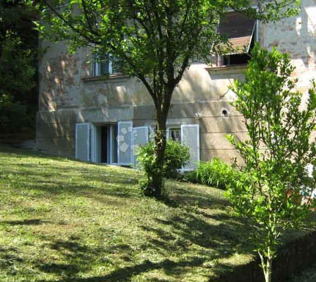 Hiša Britanac, Gornji Grad - Medveščak, 350m2