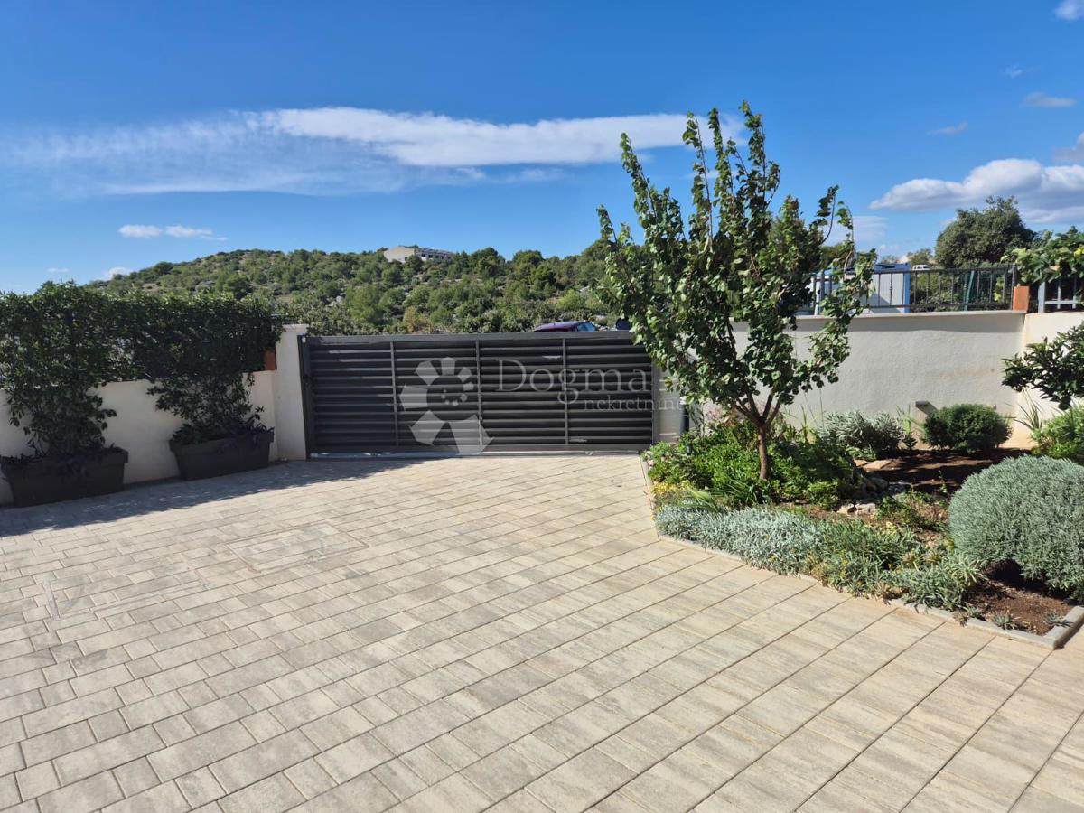 Stanovanje Brodarica, Šibenik - Okolica, 83,23m2