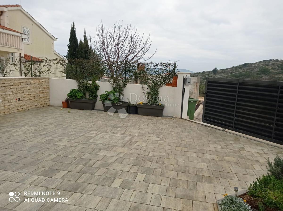 Stanovanje Brodarica, Šibenik - Okolica, 83,23m2