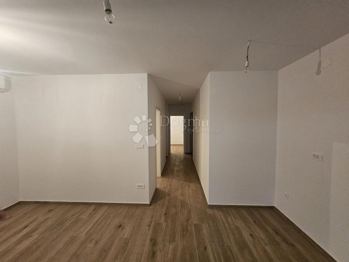 Stanovanje Trogir, 62m2