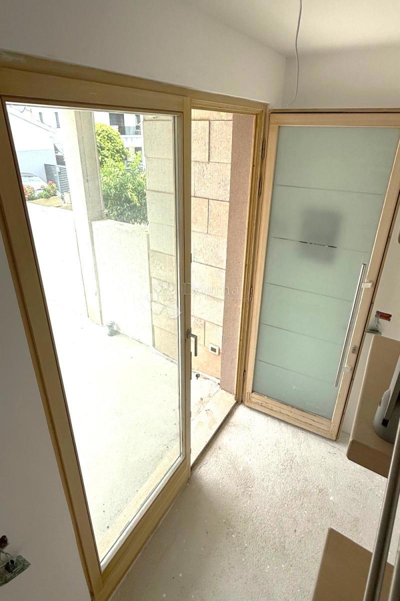 Hiša Pomer, Medulin, 63m2