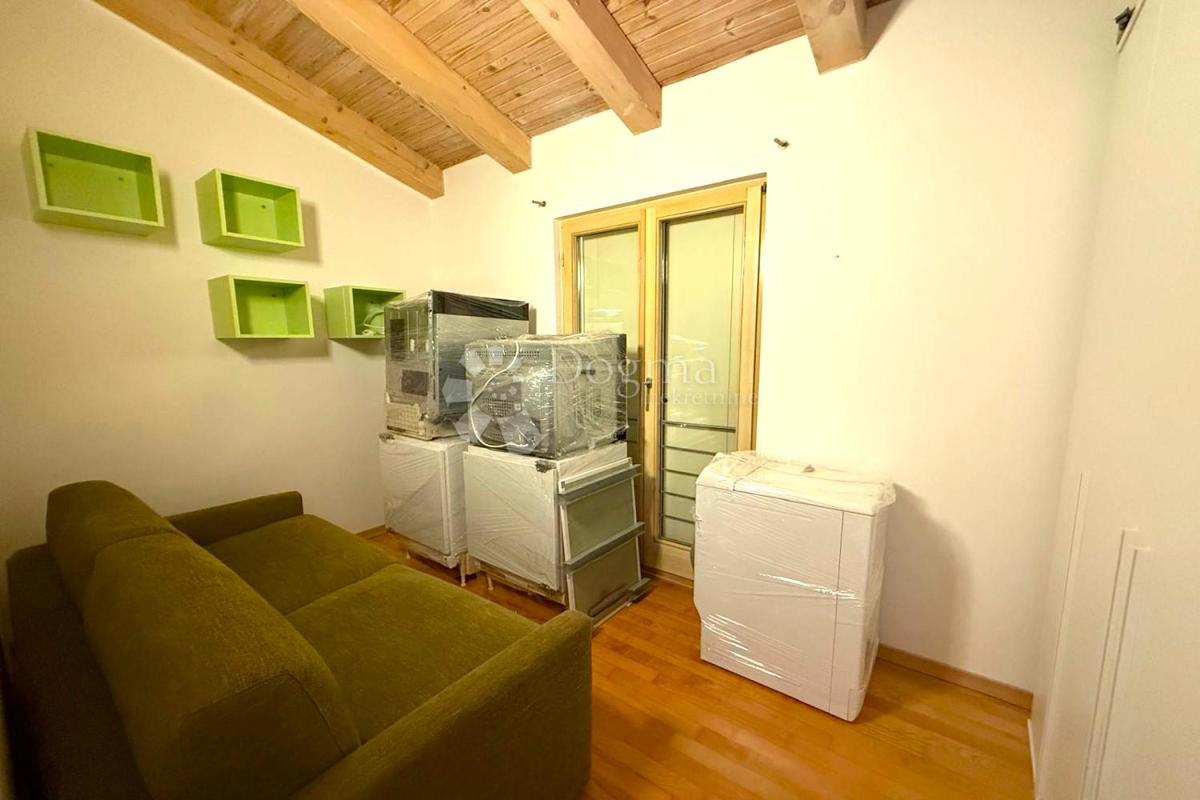 Hiša Pomer, Medulin, 63m2