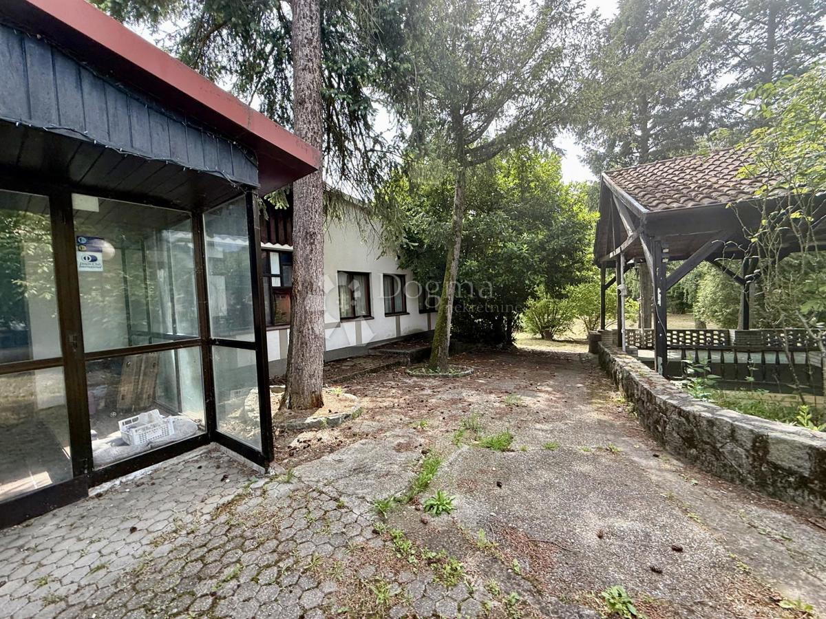 Hiša Gračani, Podsljeme, 650m2