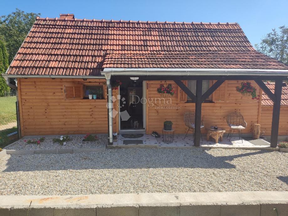 Hiša Cvetkovec, Rasinja, 33m2