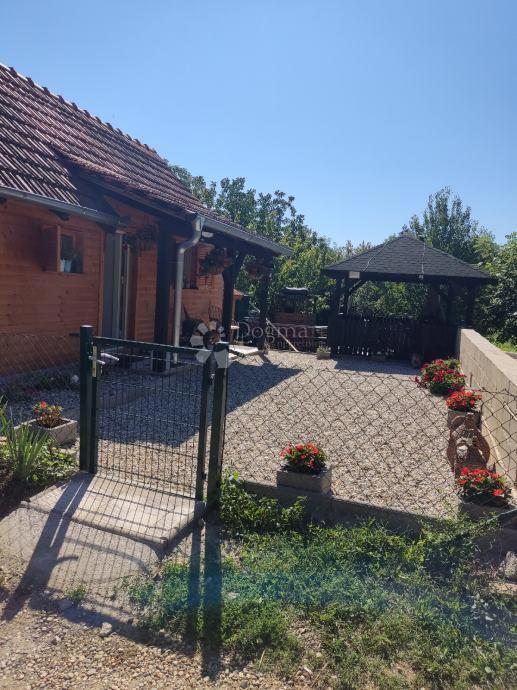 Hiša Cvetkovec, Rasinja, 33m2
