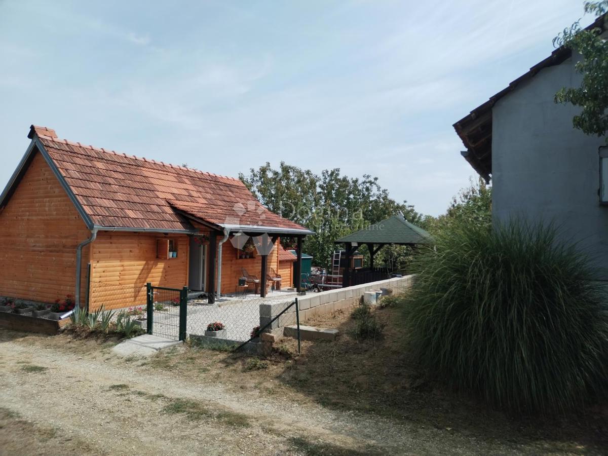 Hiša Cvetkovec, Rasinja, 33m2