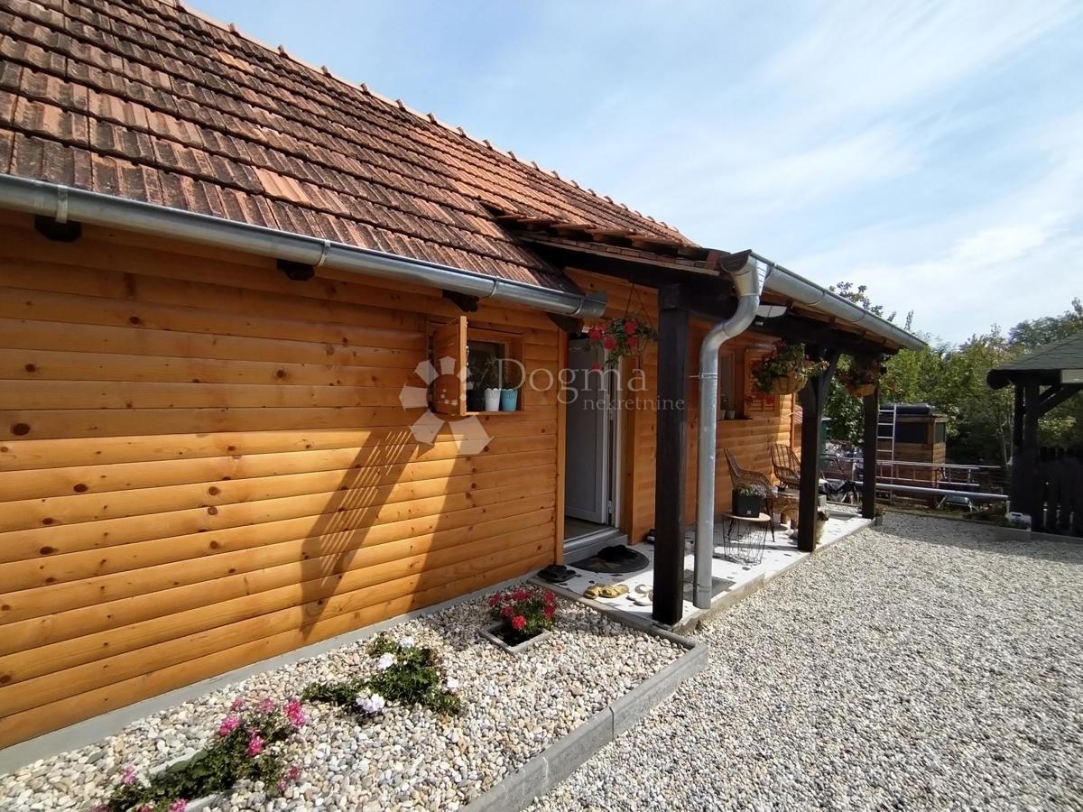 Hiša Cvetkovec, Rasinja, 33m2