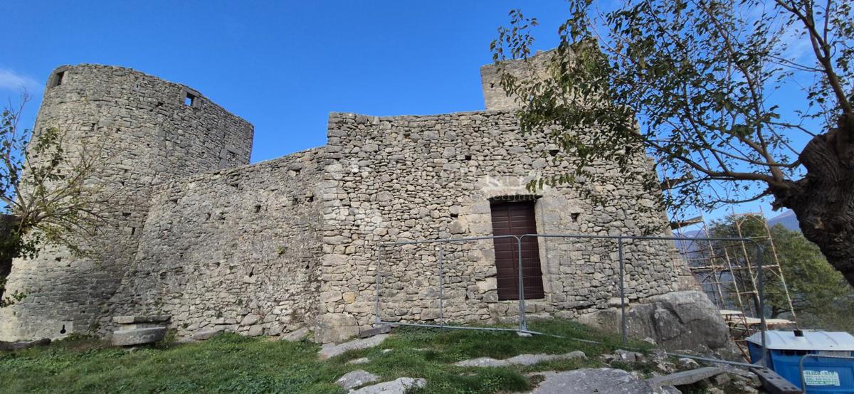 Hiša Boljun, Lupoglav, 85m2