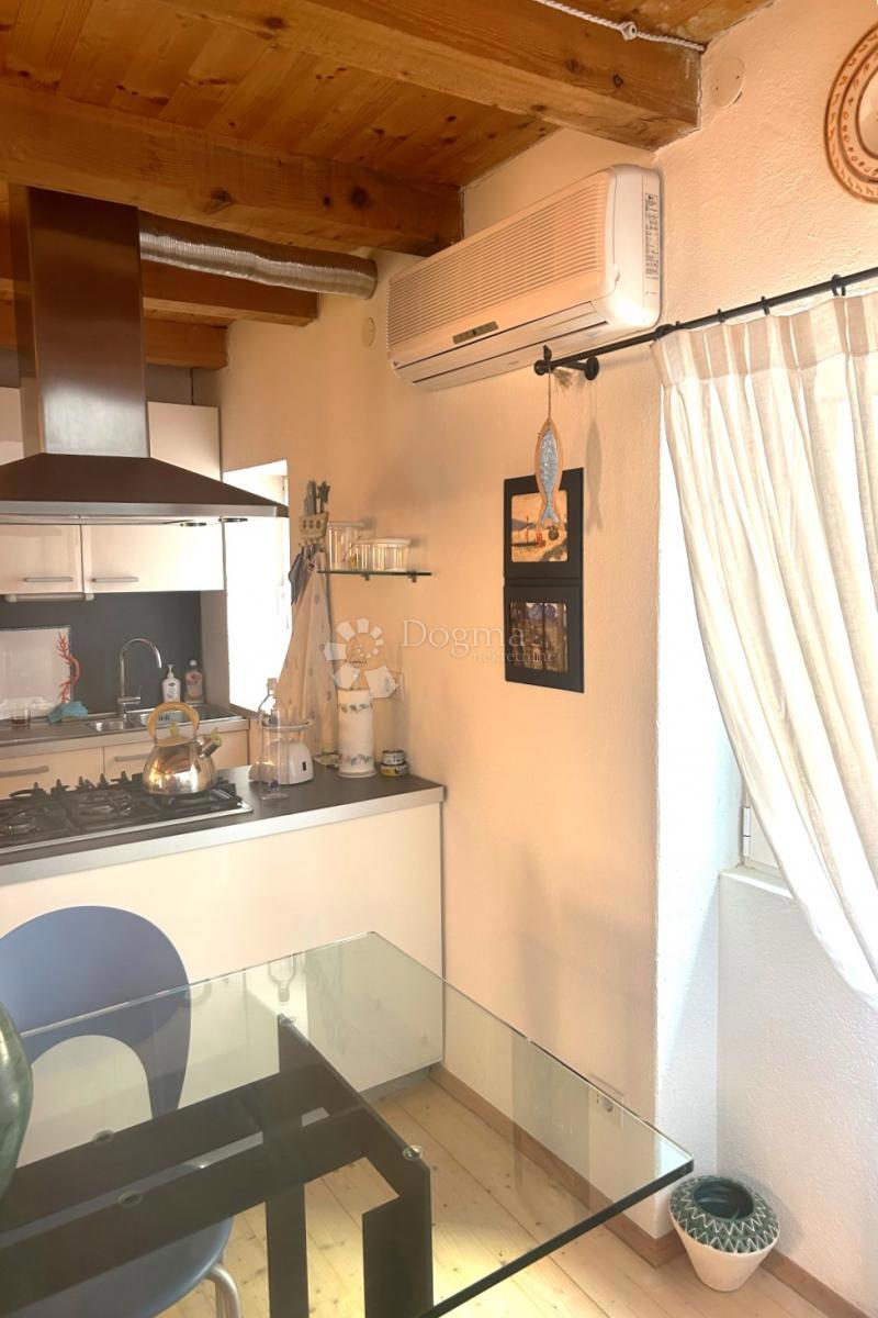 ROVINJ – fantastično dupleks stanovanje z razgledom