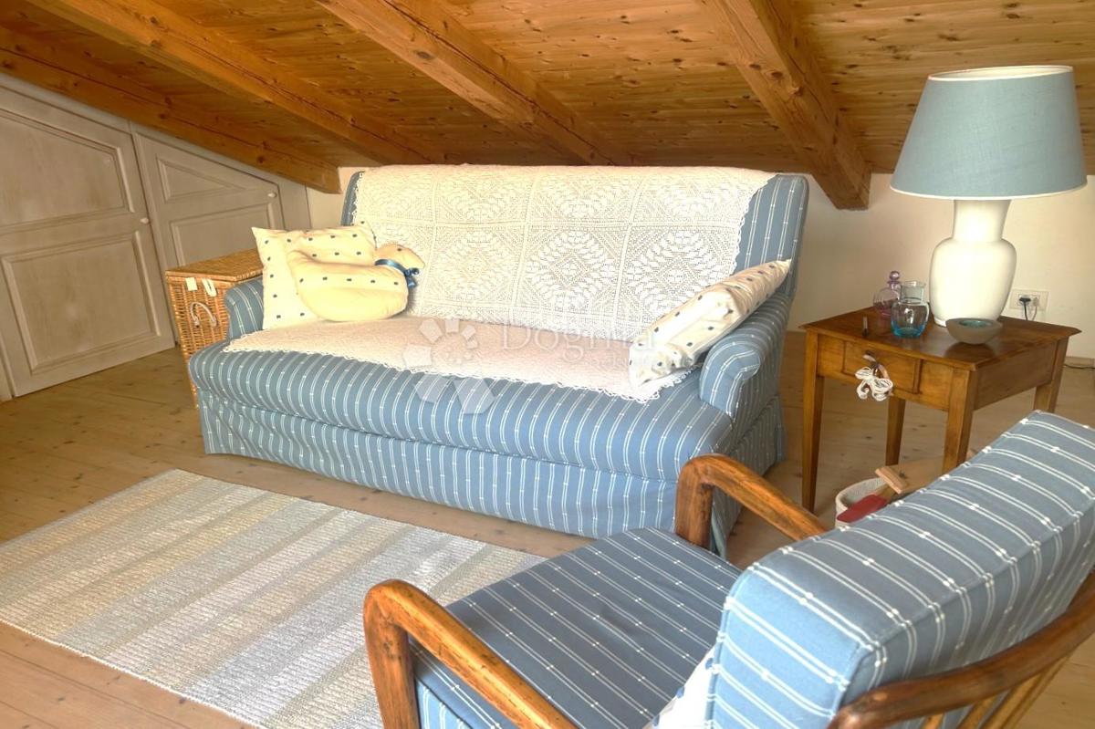 ROVINJ – fantastično dupleks stanovanje z razgledom