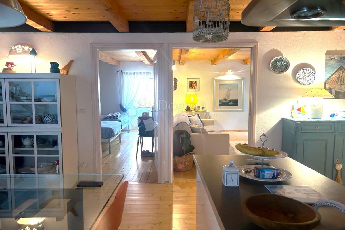 ROVINJ – fantastično dupleks stanovanje z razgledom