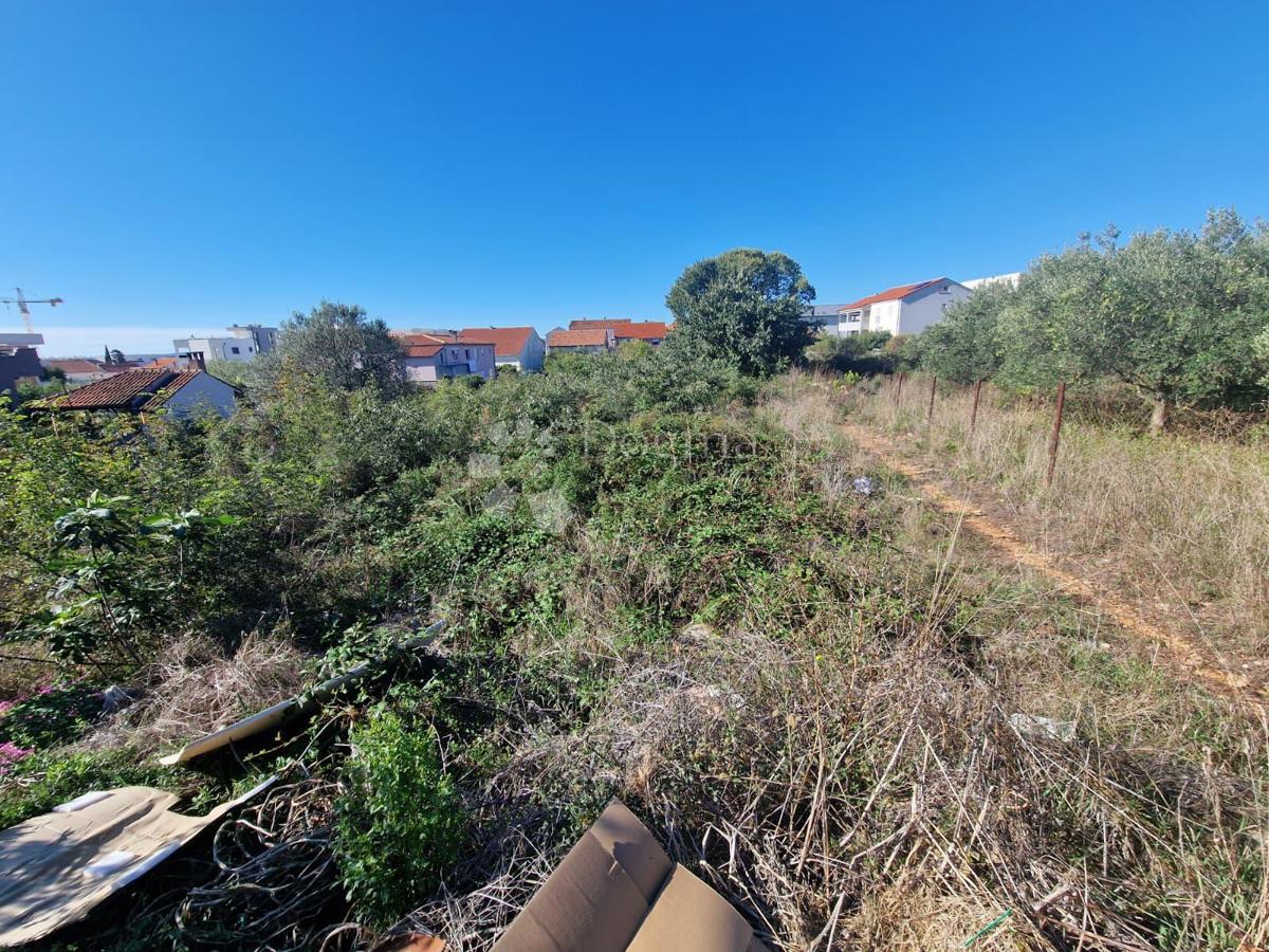 Bili brig - 1427 m2 za 3 stanovanjske enote