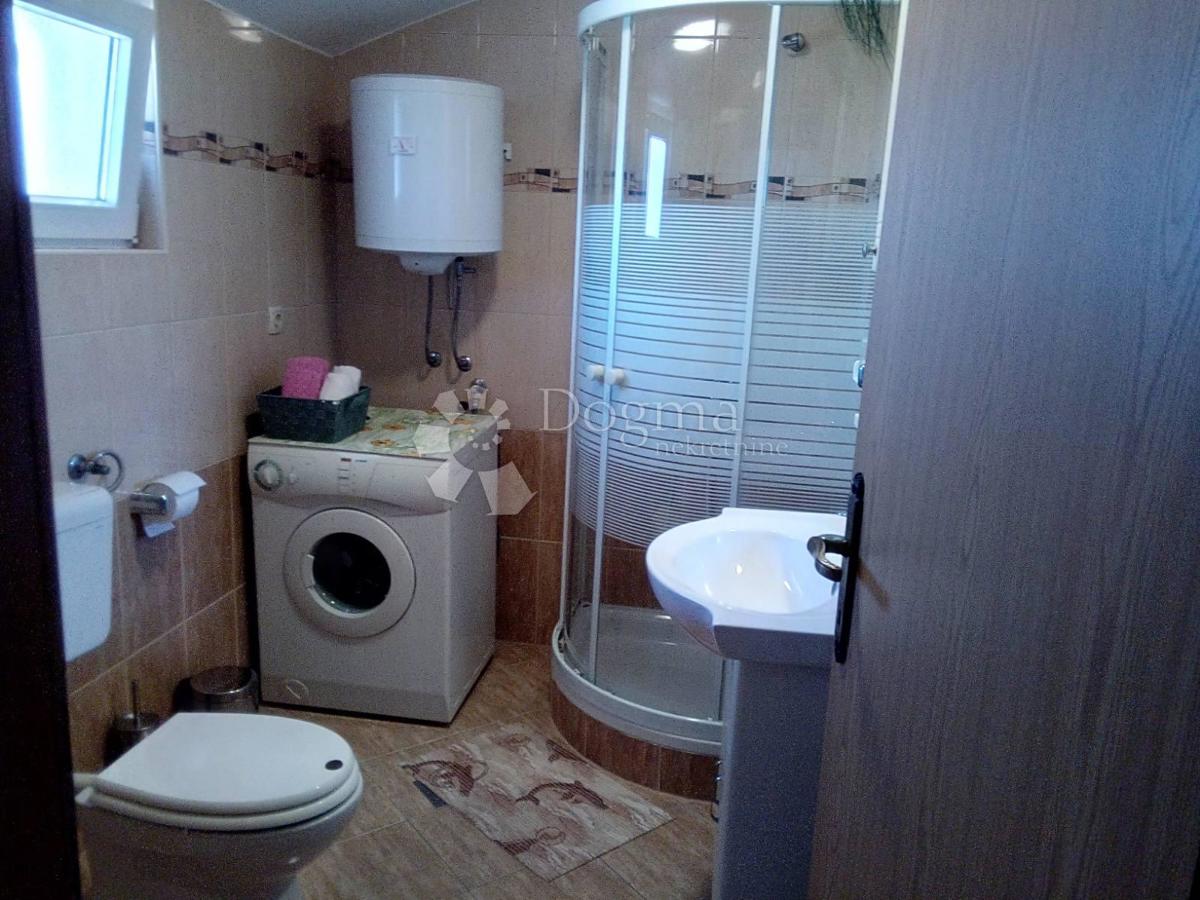 Hiša Šišan, Ližnjan, 221m2