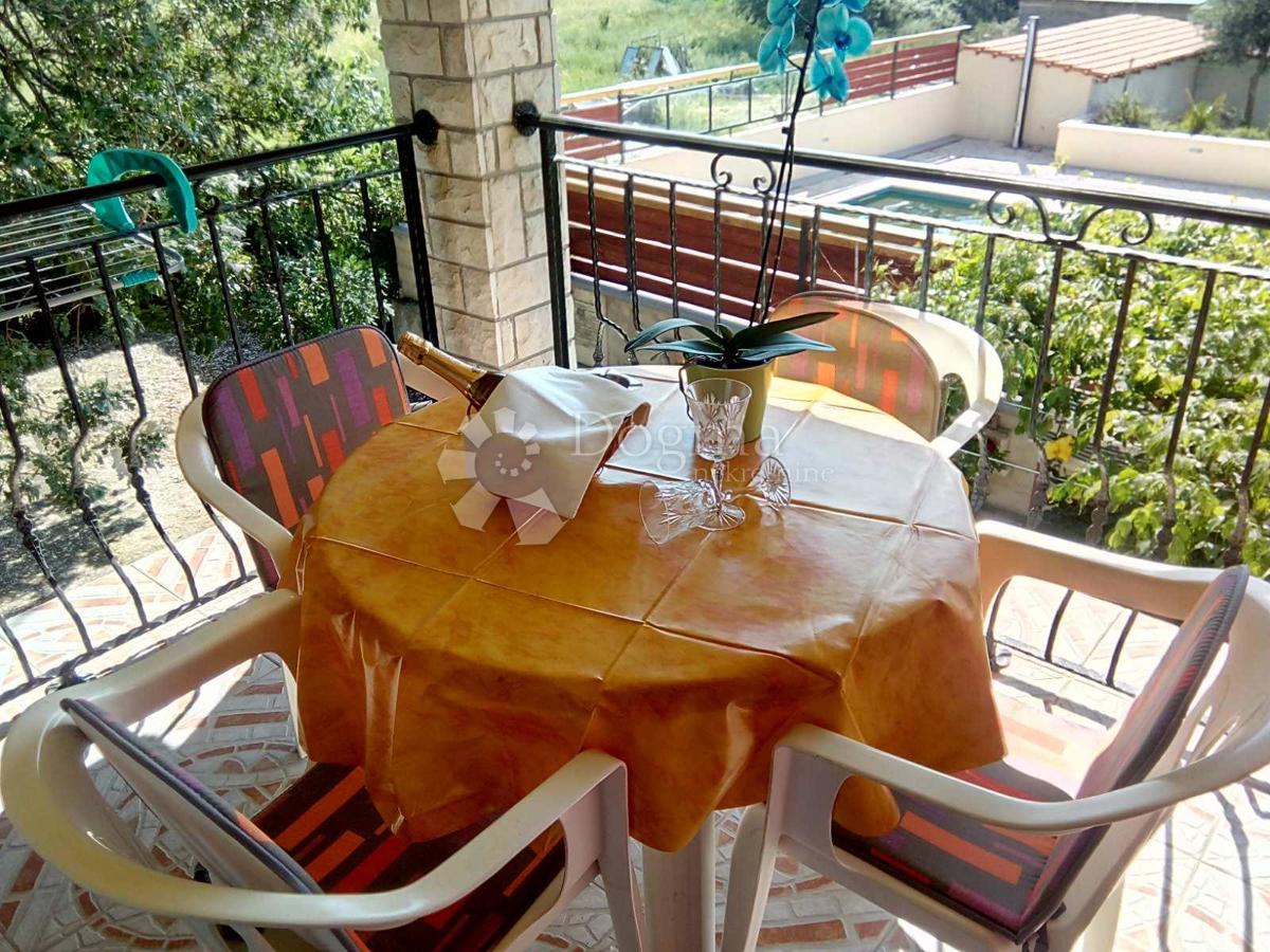 Hiša Šišan, Ližnjan, 221m2