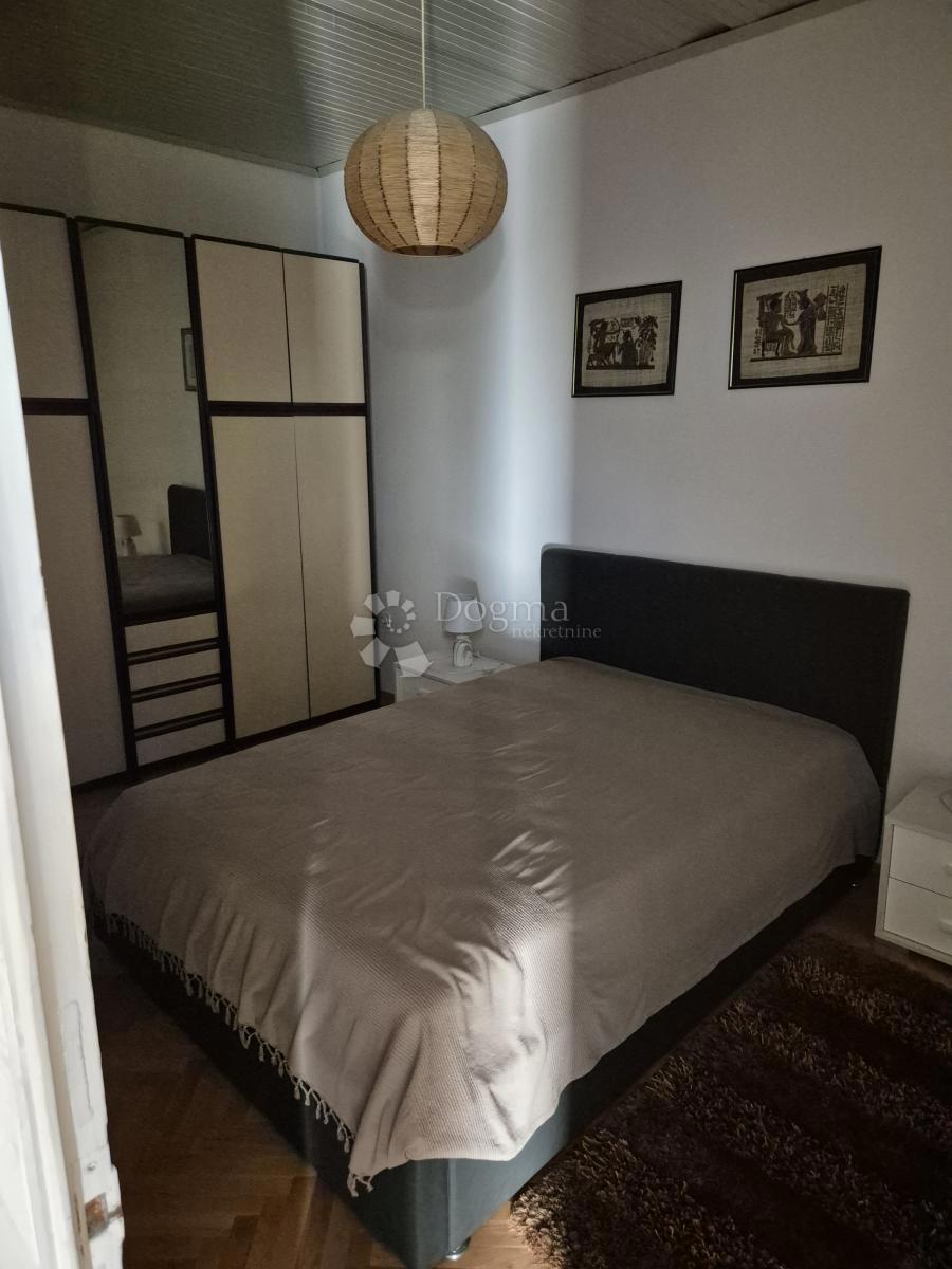 Hiša Novi Vinodolski, 219m2