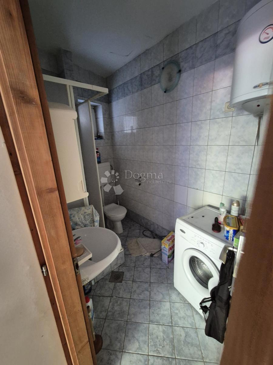 Hiša Novi Vinodolski, 219m2