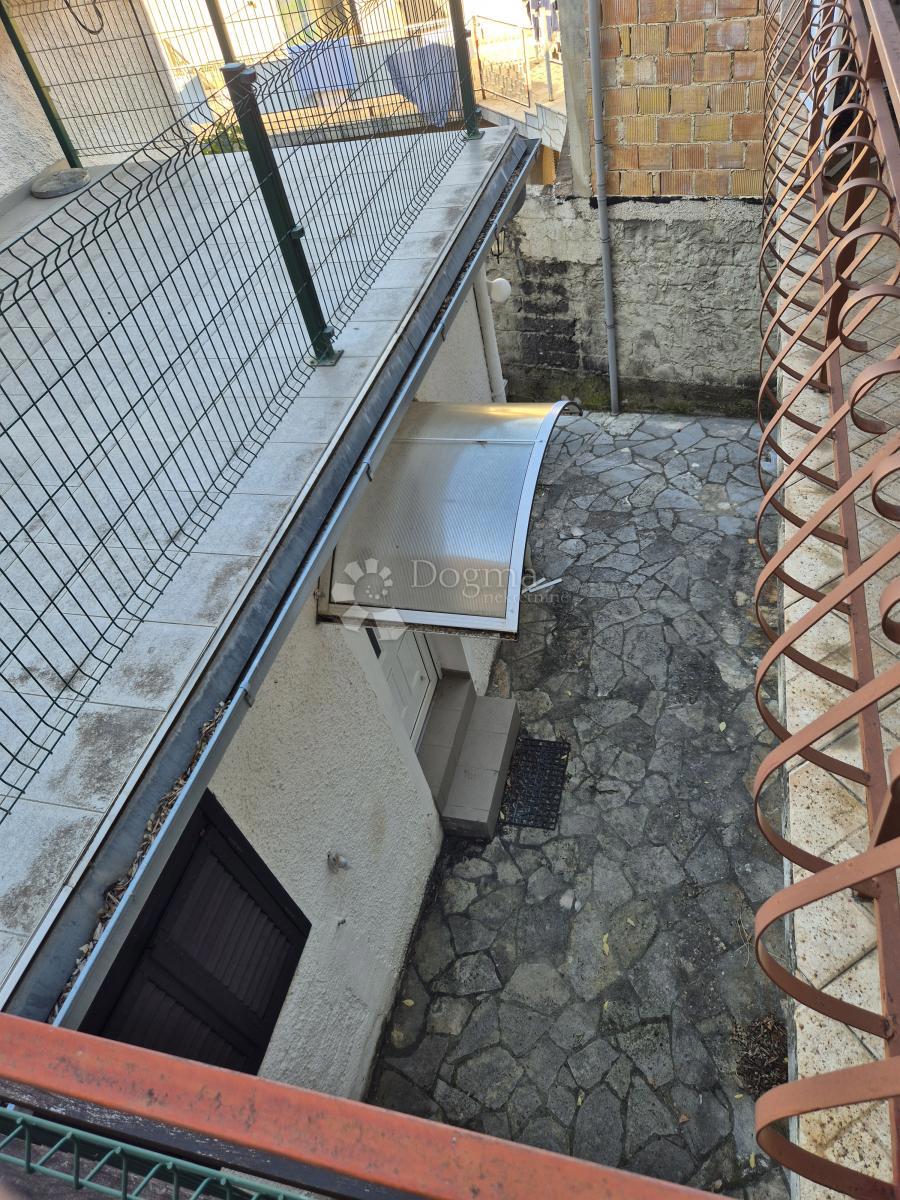 Hiša Novi Vinodolski, 219m2