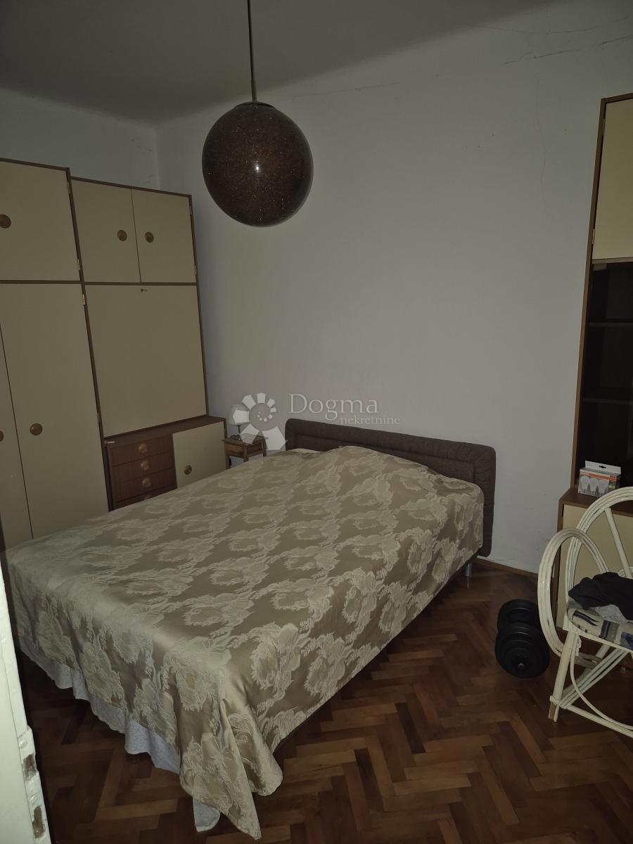 Hiša Novi Vinodolski, 219m2