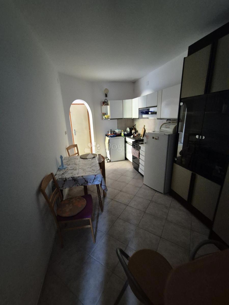 Hiša Novi Vinodolski, 219m2