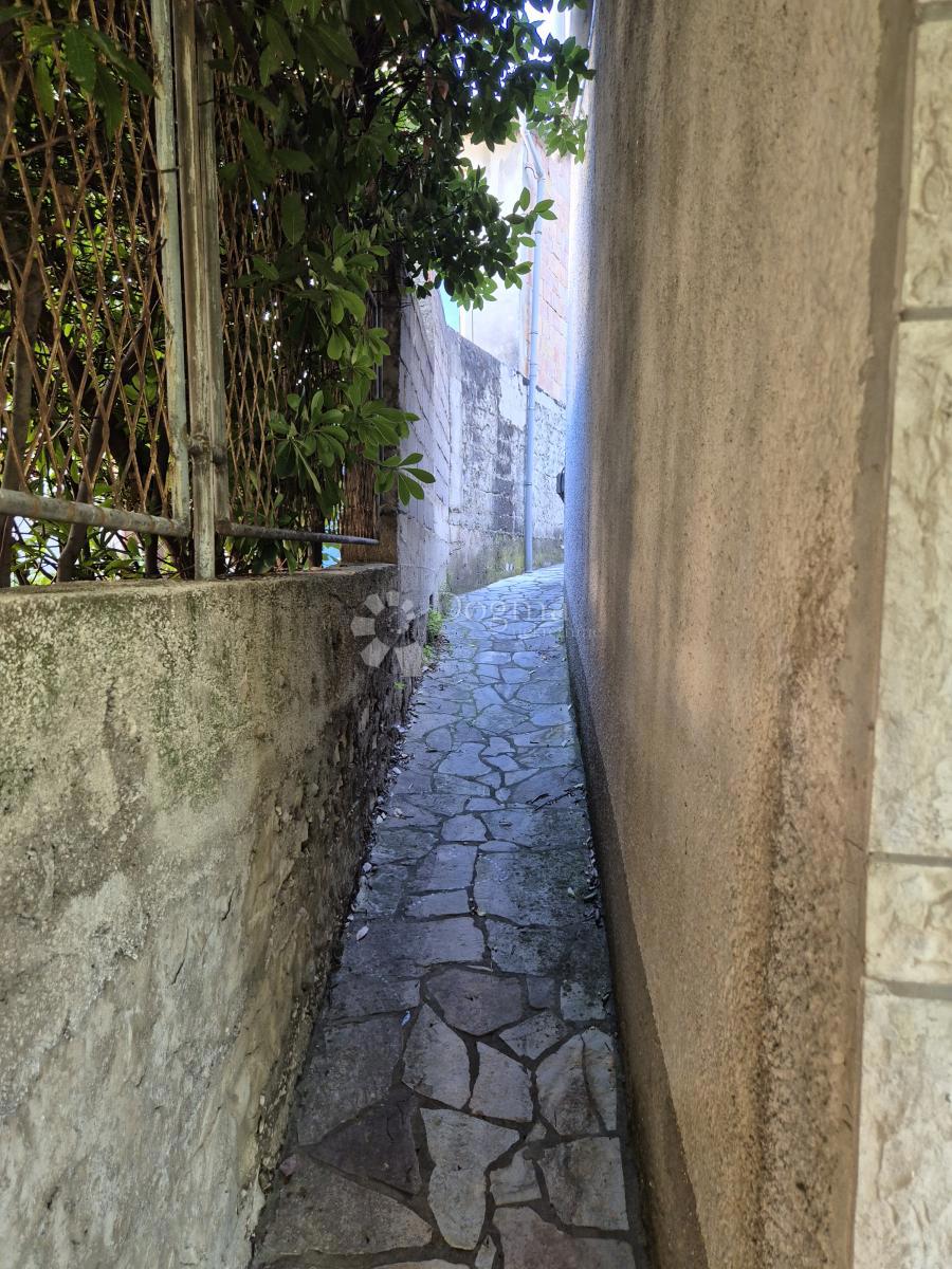 Hiša Novi Vinodolski, 219m2