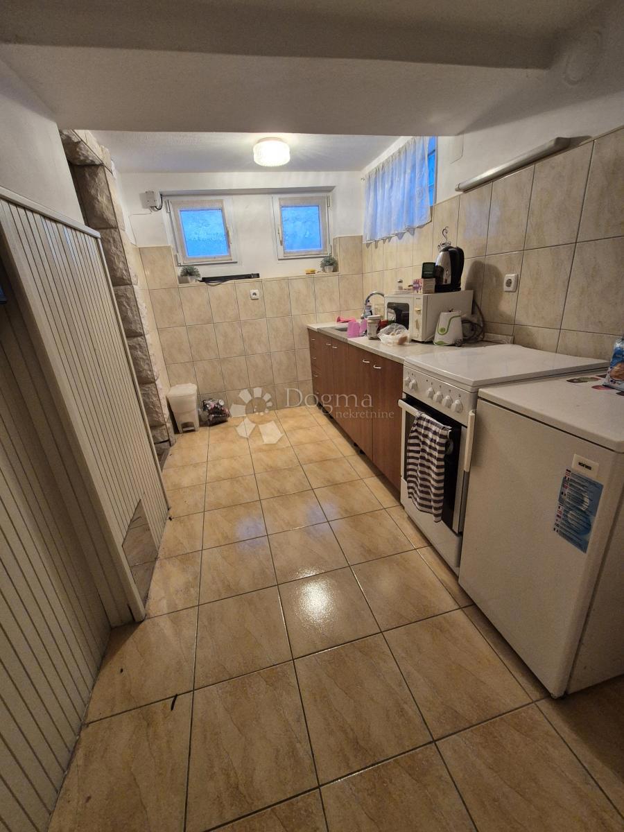 Hiša Novi Vinodolski, 219m2